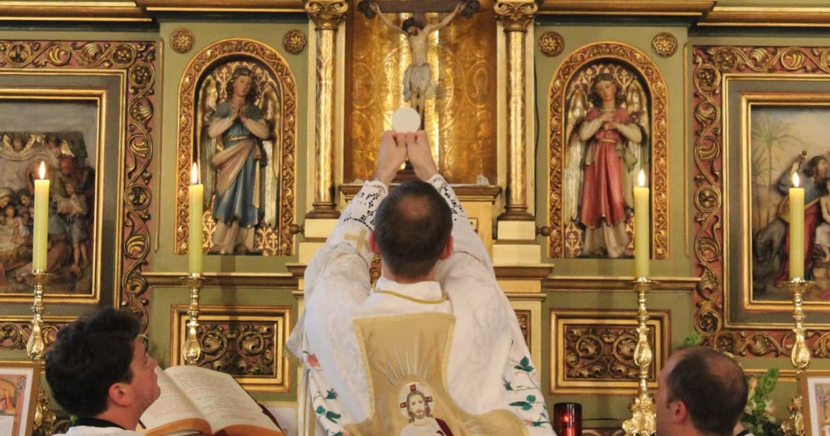 A life in defence of tradition: Michael Davies reconsidered